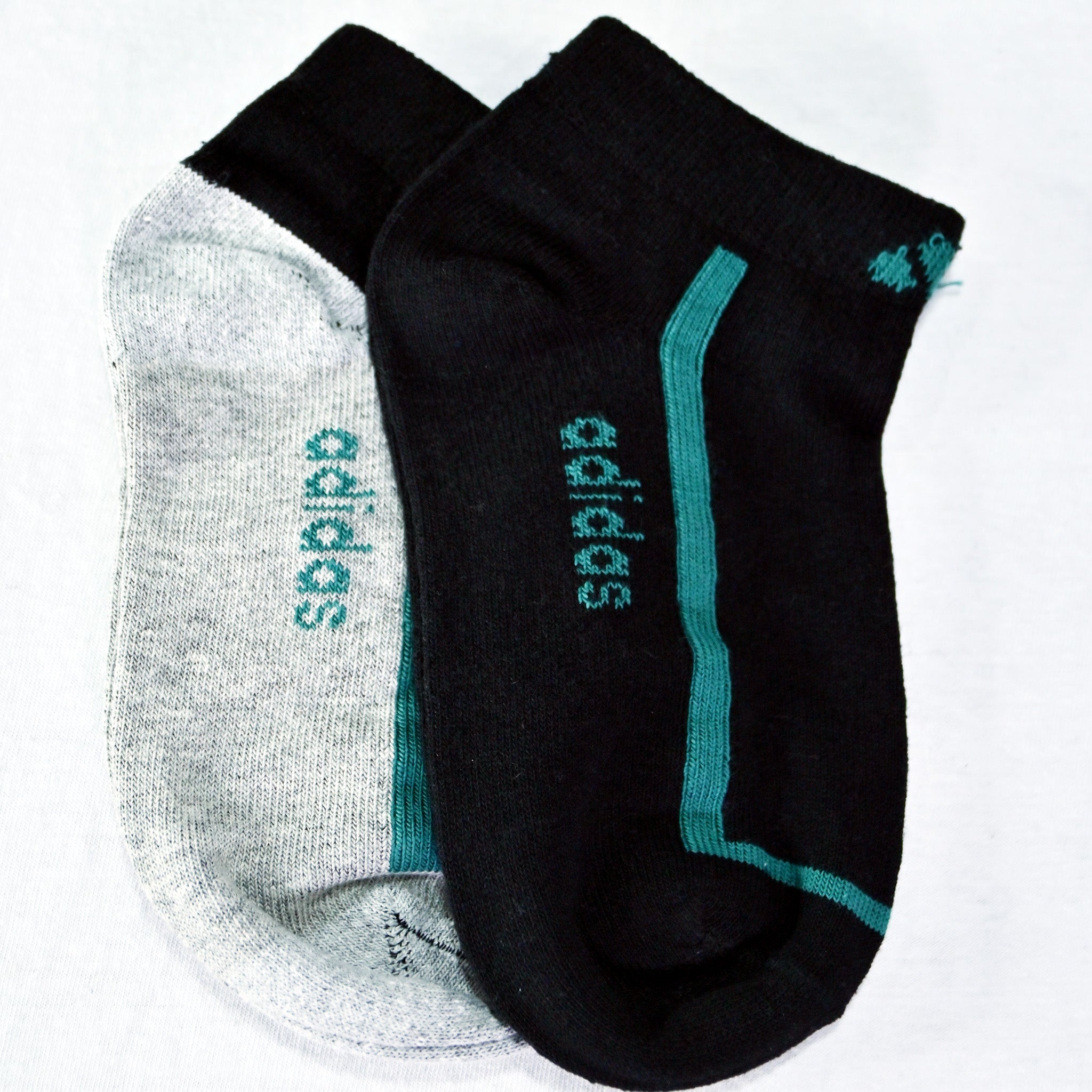 Adidas Low Cut Ankle Socks – 2 Pairs (Black & Grey)