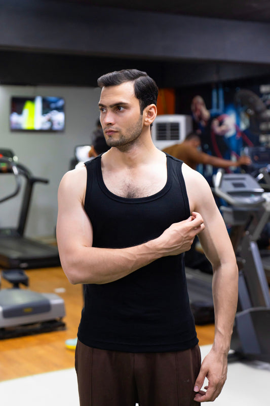 Men's Black Sleeveless Tank Top (Classic Fit)